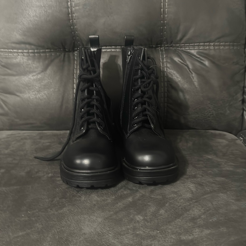 Black Boots